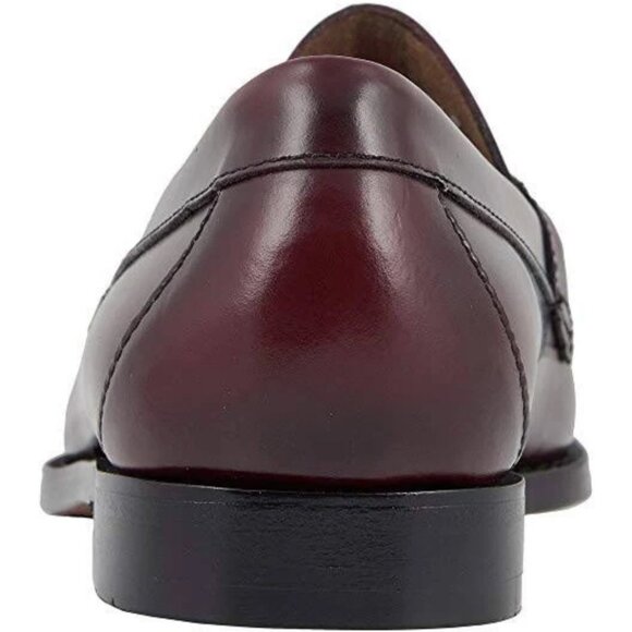 NWOB G.H. Bass Logan Flat Strap Weejuns Burgundy Loafers